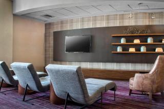 Courtyard by Marriott Newark Elizabeth - 8