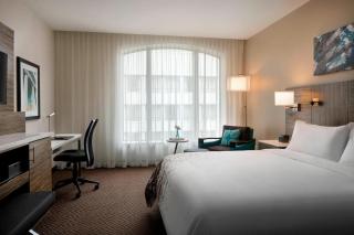 Renaissance Denver Downtown City Center Hotel - 3