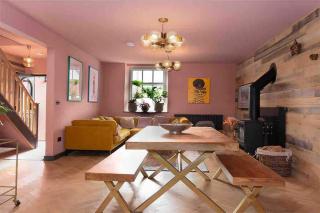 Old Chapel Llanfrynach - 0