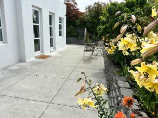 Cbay 2 bedroom Suite - 2