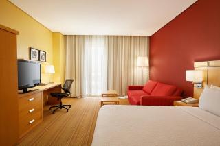 Courtyard by Marriott Leon at The Poliforum - León - 3