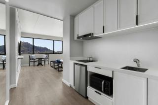 Courtyard by Marriott Phuket Town - 3