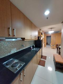 Executive Suite 519A at Shell Residence by GK Condotel - Manila - 6
