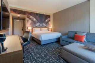 Courtyard by Marriott Thousand Oaks Agoura Hills - 1