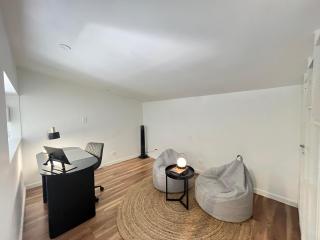The Waratah House - 8