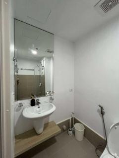 Premium Affordable Condo by Premium Living - 7