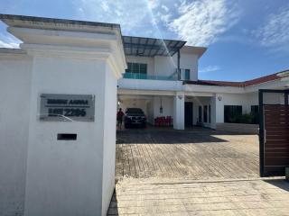 Villa Aainaa Homestay - 8