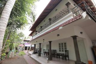 Chilanka Lake View Resort - Alleppey - 2
