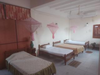 Hotel Shalini - Anuradhapura - 9