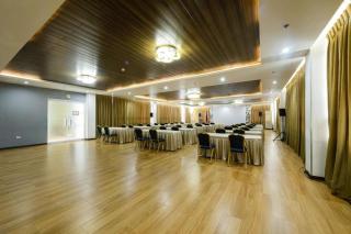Eighty Eight Hotel - 1