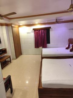 NB Inn Palace - Madras - 9