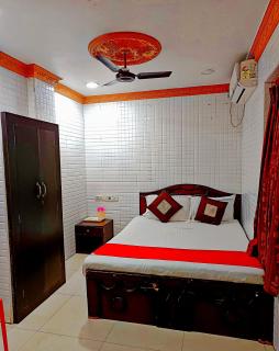 NB Inn Palace - Madras - 3