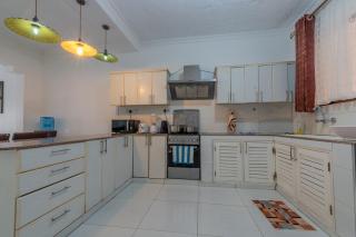Leomilo Holidays - Diani Beach - 6