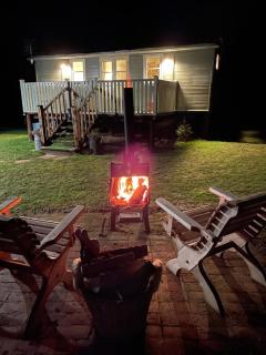 Muffins Meadow Shepherds Hut - 5