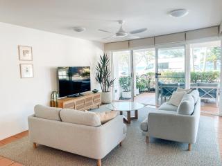 Nautilus on Main Beach - 0