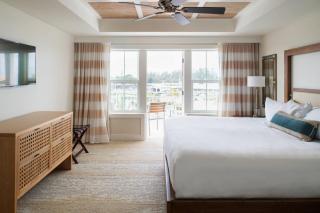 Waterline Villas & Marina, Autograph Collection - Holmes Beach - 2