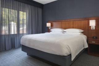 Courtyard by Marriott Norwalk - Norwalk - 6