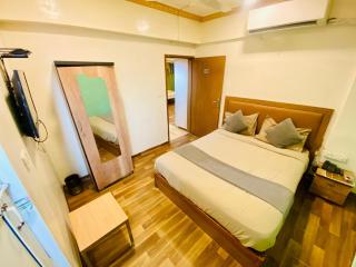 Hotel ABC Satellite Prahlad Nagar - Ahmedabad - 7