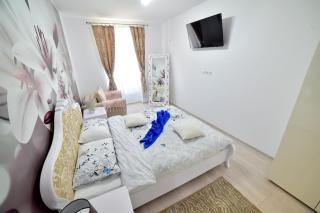 House&Jacuzzi - Sibiu - 4