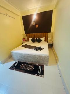 The Guwahati Inn - Guwahati - 3