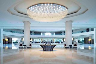 Renaissance Tianjin Lakeview Hotel - Tianjin - 0