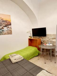 Le Stanze di Maria-Ingresso Autonomo Maria's Rooms-Indipendent Entrance - Giovinazzo - 1