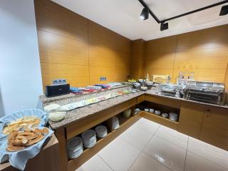 Lounge Hotel - Tuzla - 4
