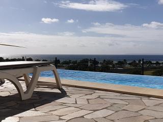 Les villas "Fenêtres Sur Plage" - Villas Créoles de charme , vue exceptionnelle face mer et plage & piscines privées à débordement - Saint-François - 1
