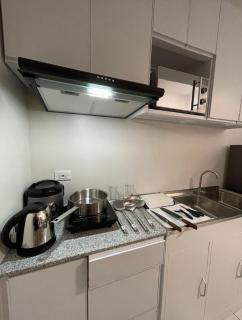 2BR SM Naga City Condominium with Fiber Internet - Naga - 3
