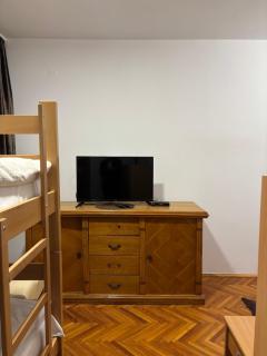 Hostel Mondeo - Belgrado - 6