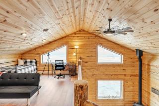 Mountain Cabin Near Trails, Skiing & Yellowstone cabin - - 8