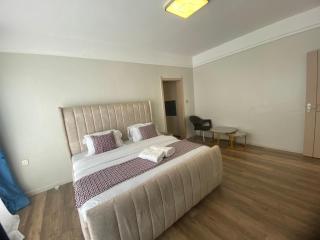 AppleTree Apartments - 4