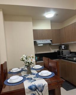 BayFront 1BR Condo in Pasay with FREE Wi-Fi, Netflix, Pool Access & Gym, Near NAIA Airport, MOA, OKADA, CCP & PICC - Manila - 7