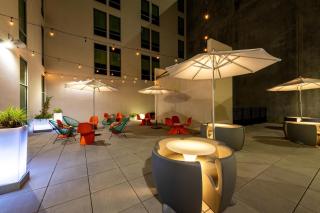 Aloft Savannah Downtown Historic District - 8