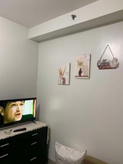 VSV Luxury Family Suite staycation Moa shore2 tower2 unit 1122 - Manila - 8