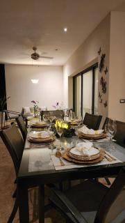 A Quiet Retreat in Paradise - 2 BR, 2 pools, WiFi, AC, Private Hot Tub - 8