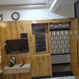 THE SUN GLORIOUS RESTAURANT & ROOMs - - 9