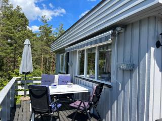 Lys og koselig hytte med flott utsikt og masse sol - Fredrikstad - 0