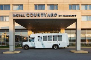 Courtyard by Marriott Montreal Airport - 3