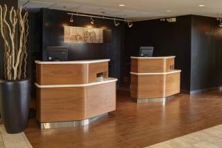 Courtyard by Marriott Indianapolis Airport - Indianápolis - 6