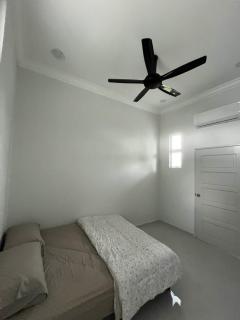 Sha's Homestay Kota Bharu - 9