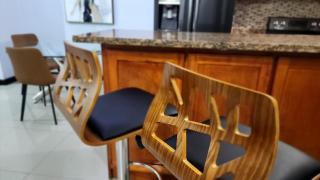 Luxury 2-Bedroom Suite adjacent AC Marriott Hotel New Kingston - Kingston - 3