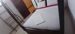 Oviniru Beach Hotel - Negombo - 8