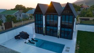 Hollywood Villa - 6