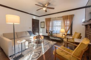 Gordon Square Historical District 2 BR. - Cleveland - 4