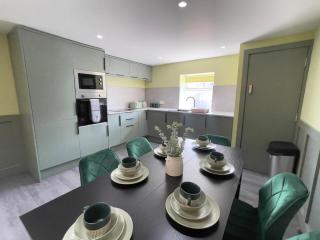 Serenity Holiday Apartments - 6