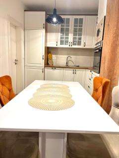 Two Bedroom New & Spacious Apartment! - 4