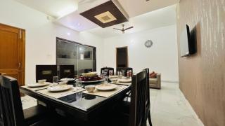 The Lawn House : 3BHK Furnished Villa with Lawn - 9