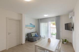 Case Vacanze "Bianco Mare" - Porto Pino - 7