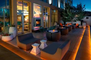 Aloft Hotel Rogers Bentonville - Rogers - 4